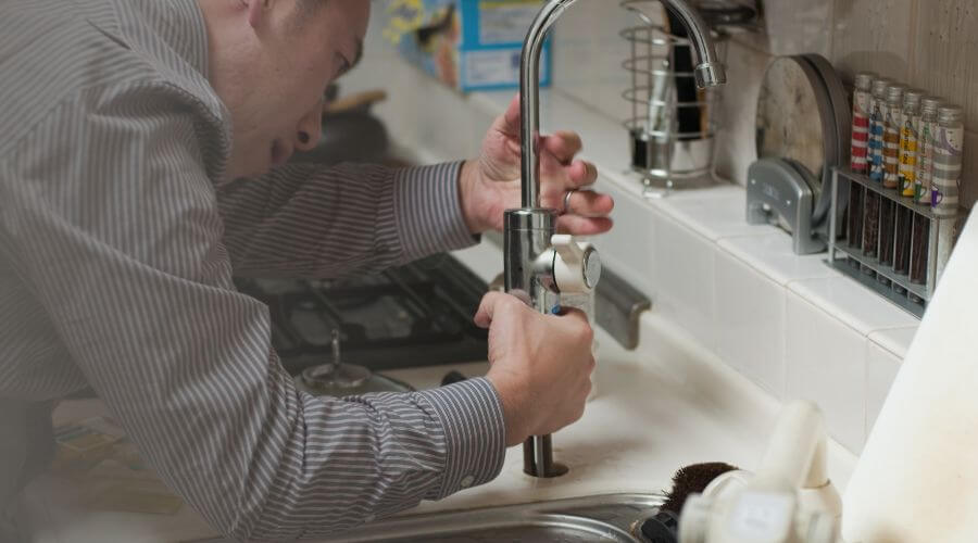 Professional emergency plumbing in Broadlands, IL